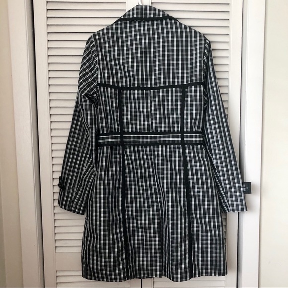 Black and White Plaid/Checkered Jacket, Size 10 - Picture 2 of 6